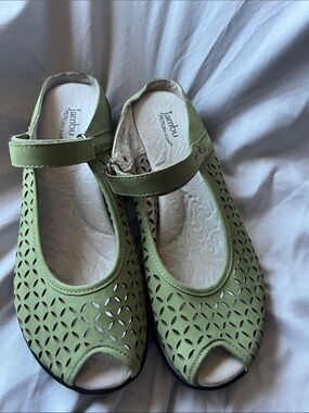 Jambu Women's Light Green Laser-Cut Mary Jane Mules